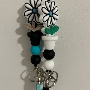 Flower plant lanyard